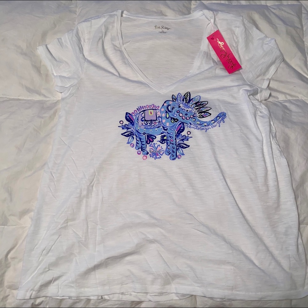 Lilly Pulitzer V-Neck Tee (XL)